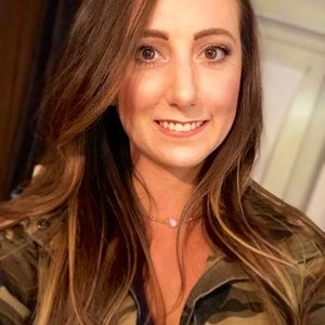 Meet your Posher, Haley